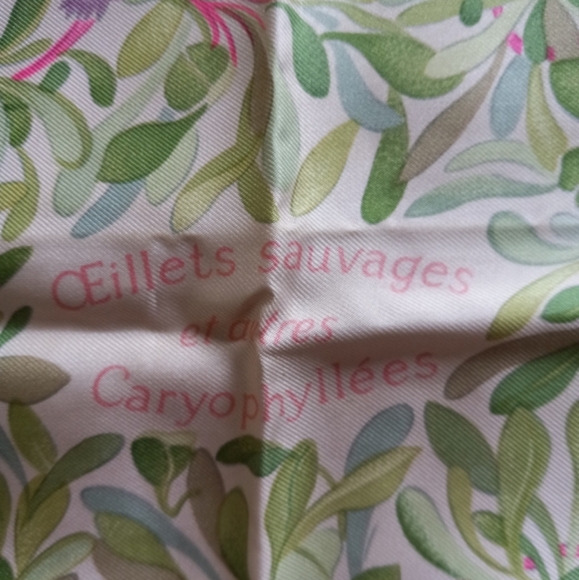 Hermes silk scarf - Picture 2 of 4